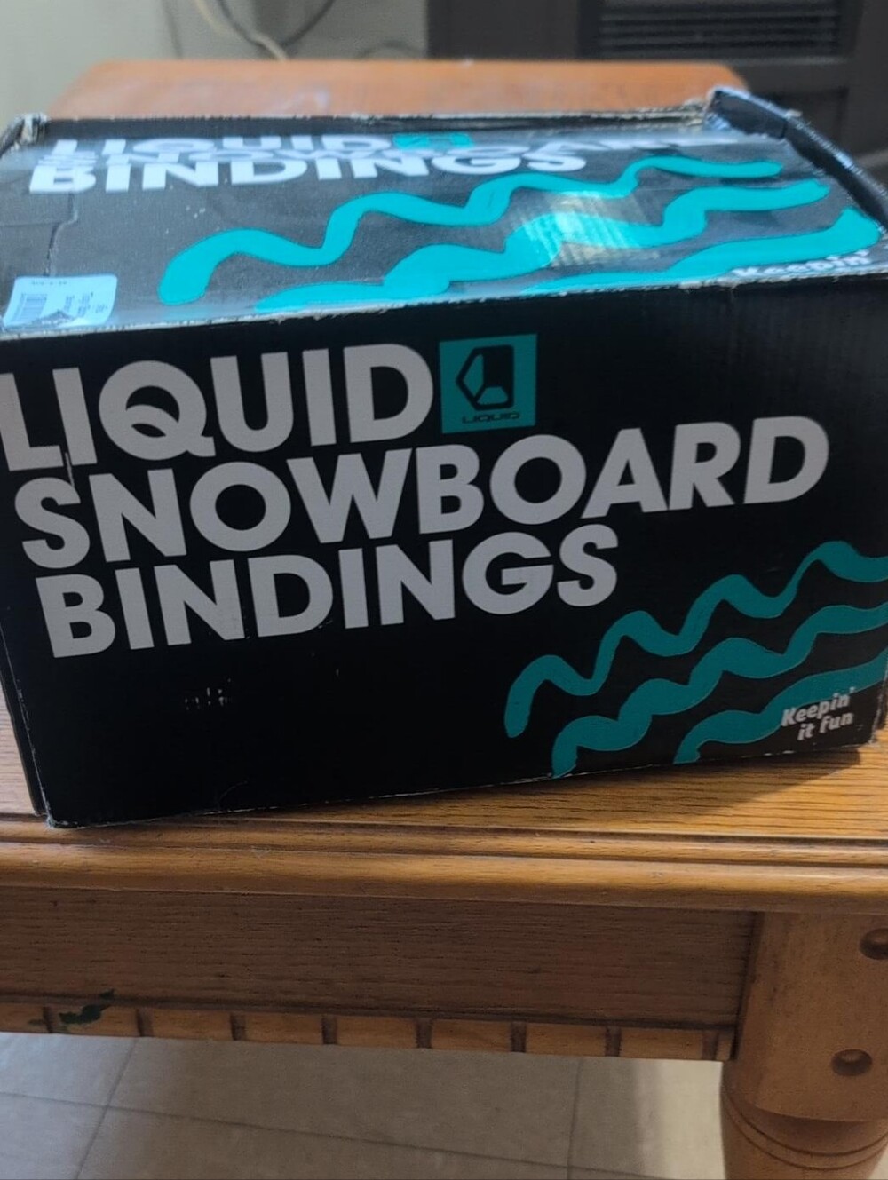Liquid Snowboard Bindings Black Teal with Mounting Hardware & Original Box